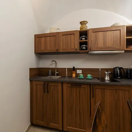 Apartment Domus Aureliano *