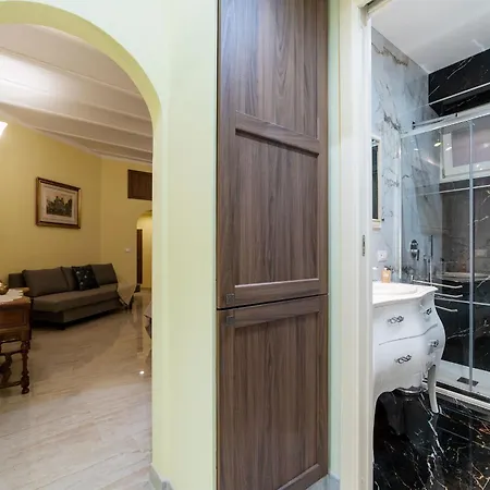 Apartment Domus Aureliano